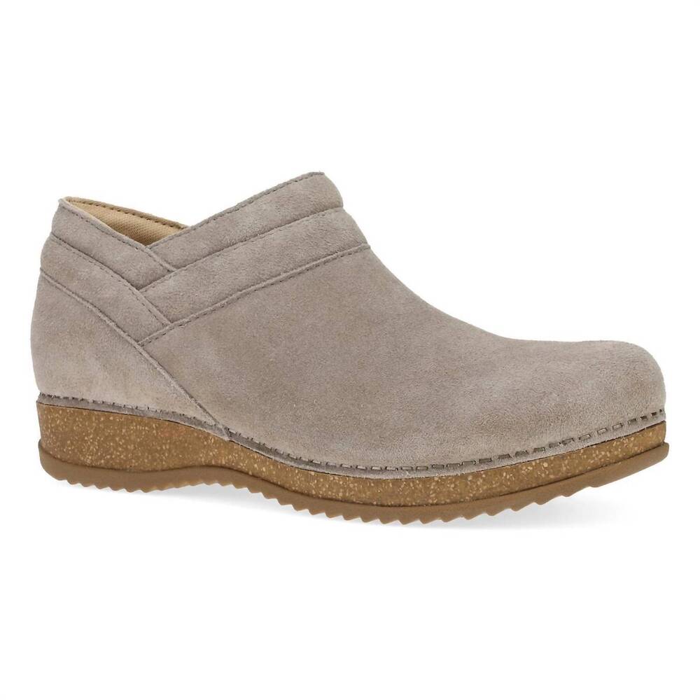 NEW DANSKO women's muriel suede clog in taupe